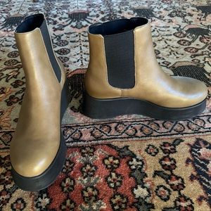 Intentionally Blank boots - new!